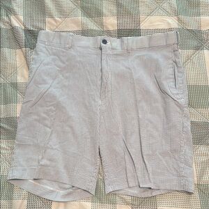Louis Raphael Men's Gray Striped Shorts